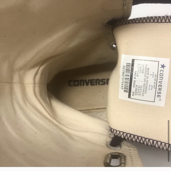 Chuck Taylor Converse High Tops Purple Size 5 - Picture 7 of 7